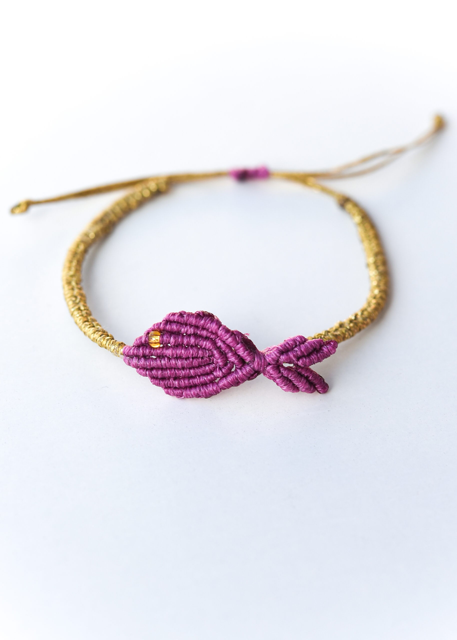 ΚΩΔ. BH_001 Amethyst fish bracelet