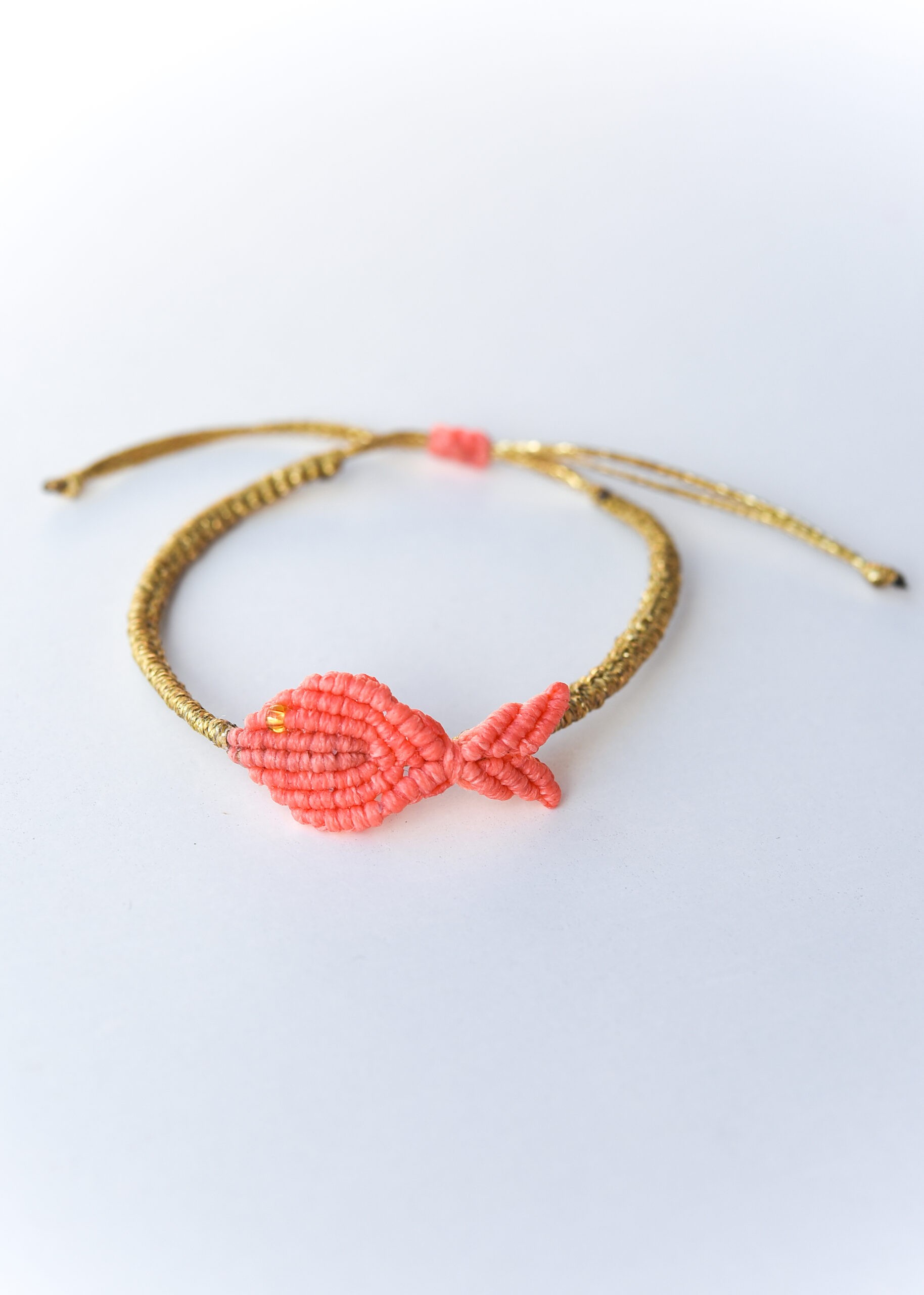 ΚΩΔ. BH_004 Ceramic_pink fish bracelet