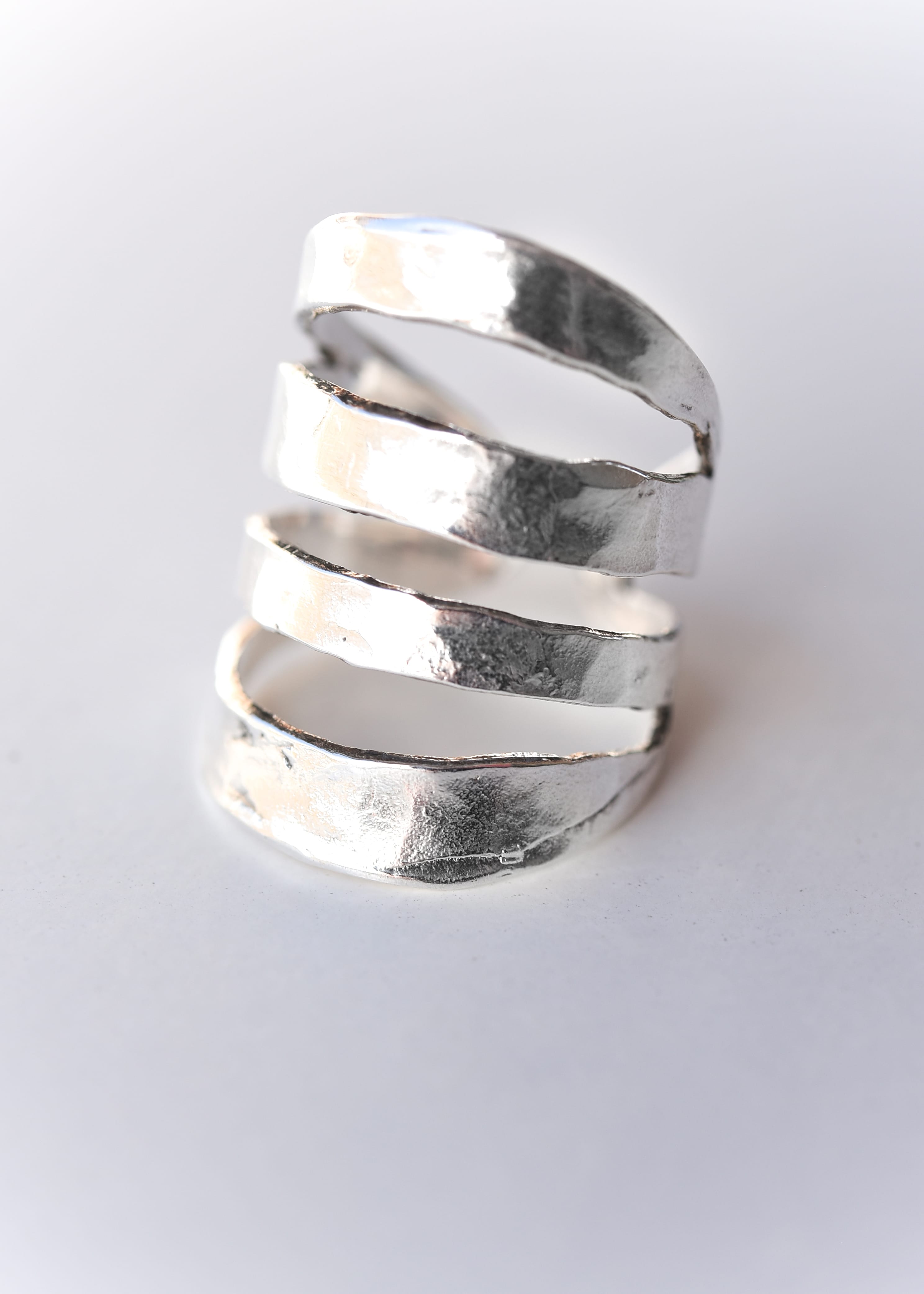 Ifianassa ring