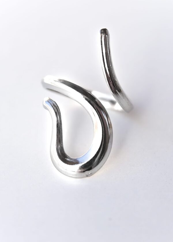 Kaliroi ring