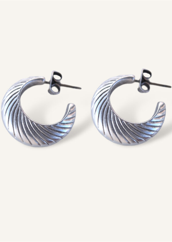 Tonia earrings