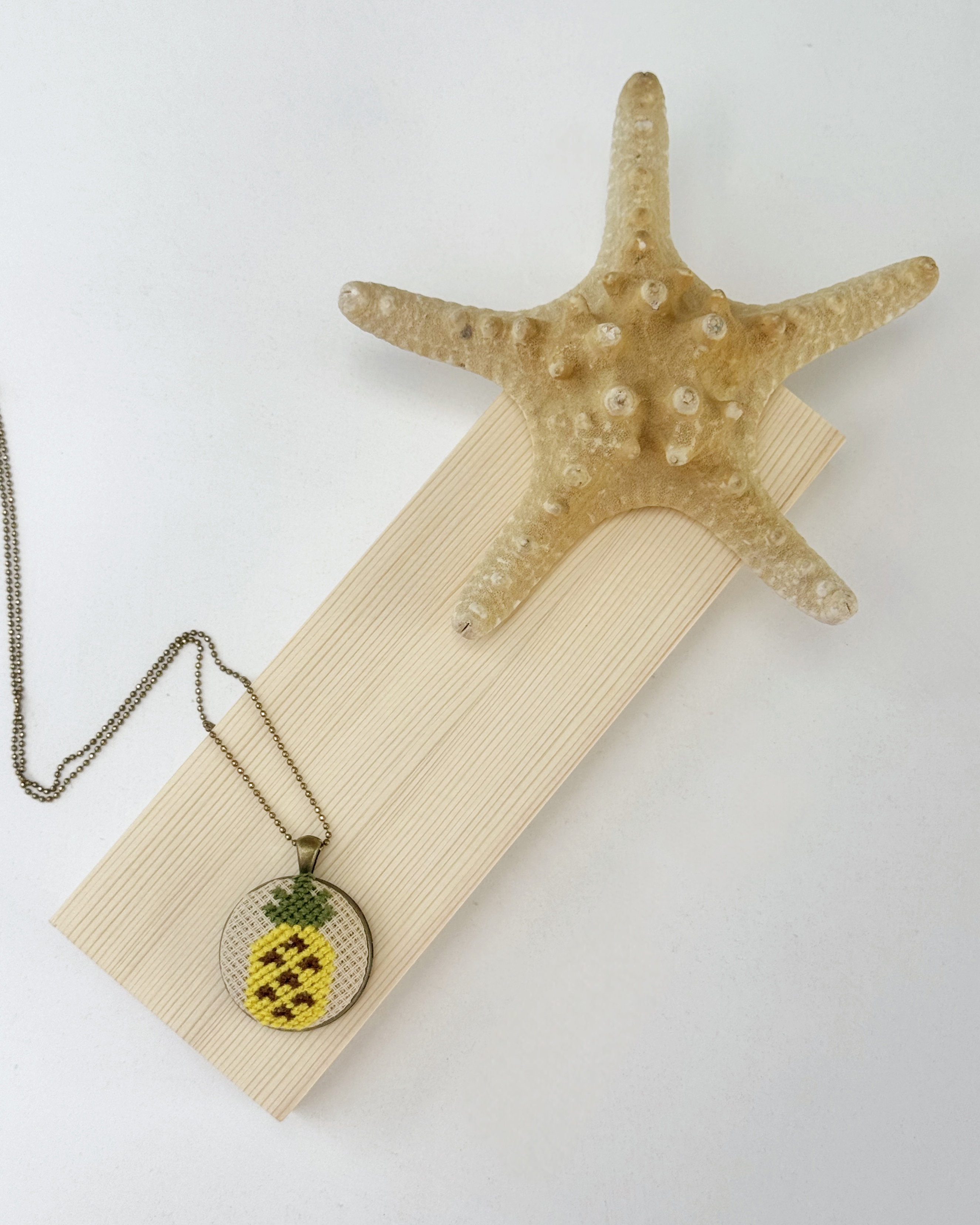 Ananas Necklace